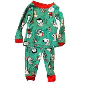 Peanuts 2 piece Christmas Pajamas 12 months Charlie Brown Snoopy Lucy Woodstock